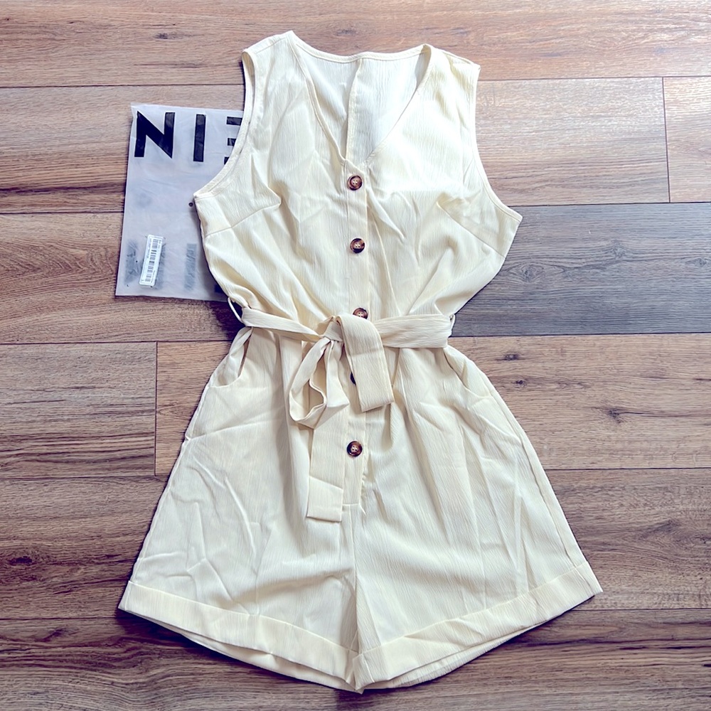 Shein Adorable Cream Romper - new with bag